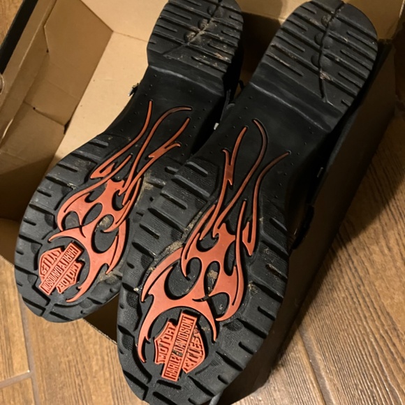 🦅HARLEY DAVIDSON ABNEY BOOTS, 🥾BLACK WITH SILVER STUDS, WATERPROOF - Picture 9 of 16